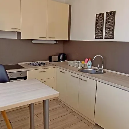 Apartment Nemestakacs - Resty *